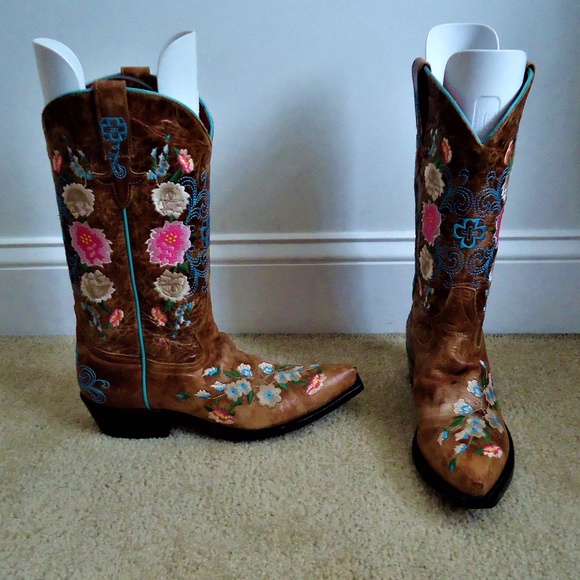 macie bean rose garden